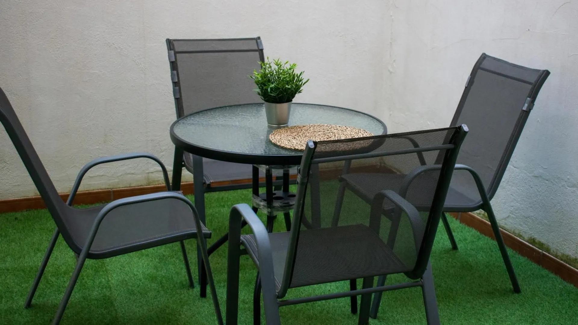 Allo Apartments Caballeros II Centro 1 Habitacion 赫雷斯 0*,