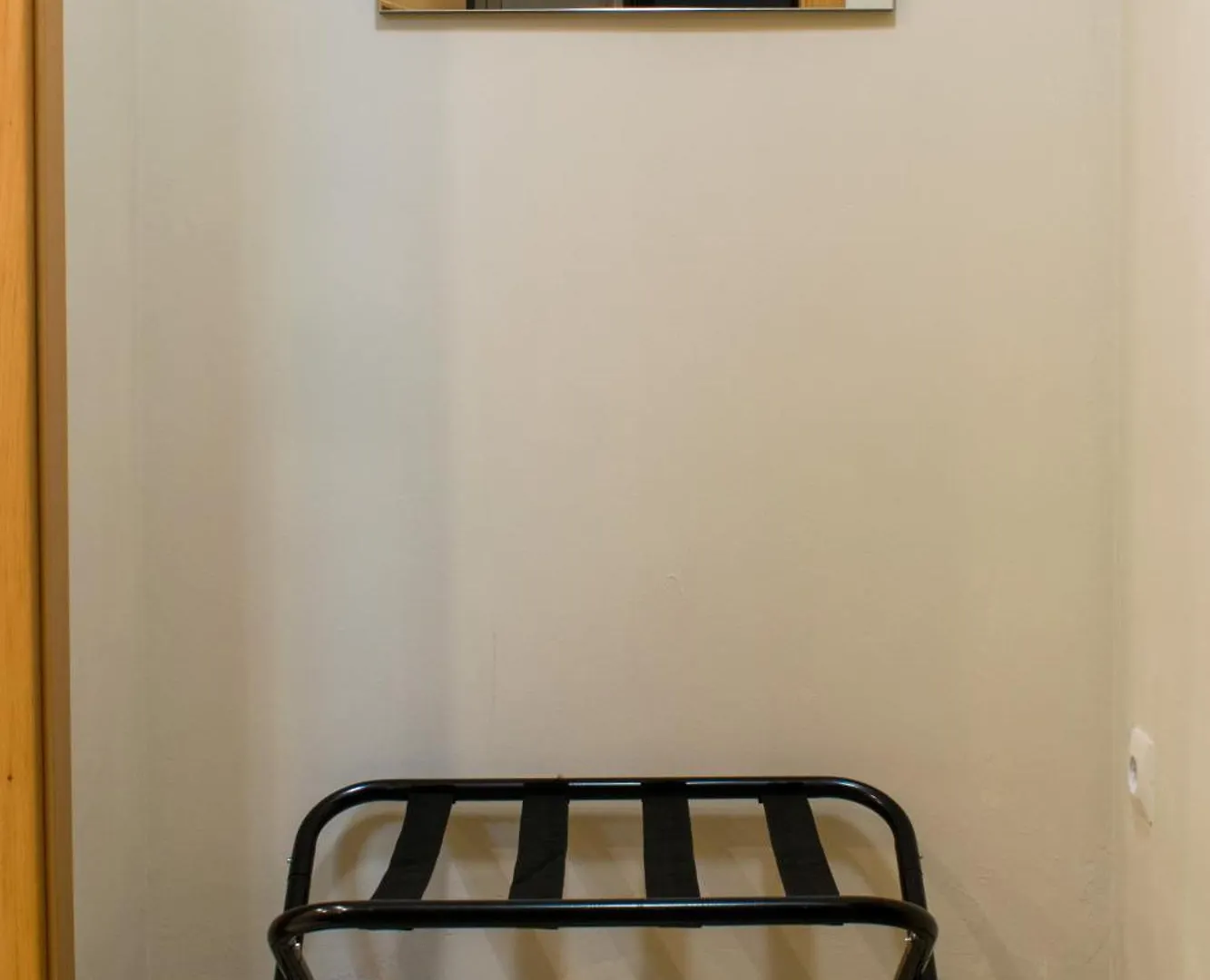 Allo Apartments Caballeros II Centro 1 Habitacion 赫雷斯 0*,  西班牙