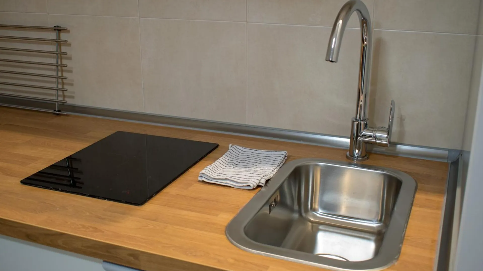 Allo Apartments Caballeros II Centro 1 Habitacion 赫雷斯